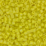 Miyuki square - cubes 1.8mm kralen - Opaque yellow matted ab SB18-404FR